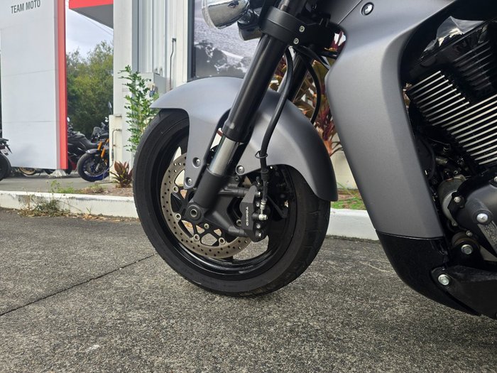 2017 Suzuki VZR 1800 BOULEVARD (M109R) Grey
