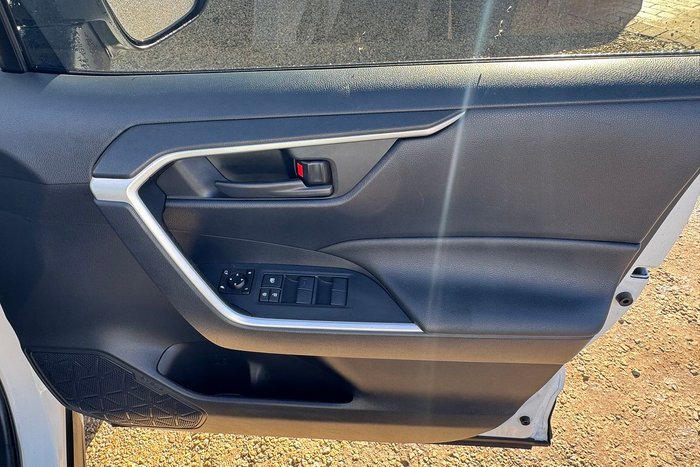 2021 Toyota RAV4 GX