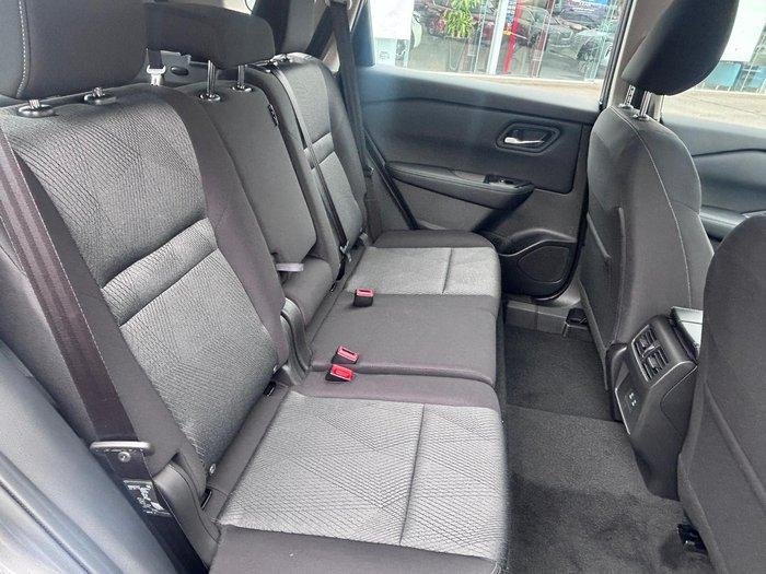 2026 Nissan X-TRAIL ST