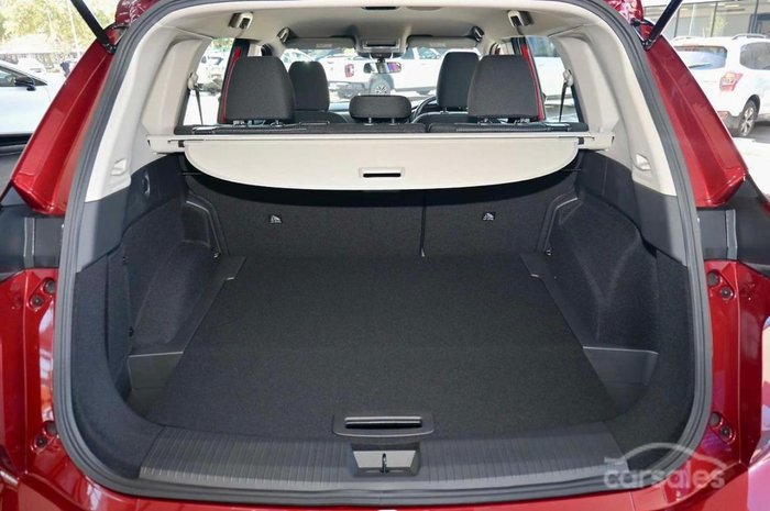 2026 Nissan X-TRAIL ST T33 MY26 Scarlet Ember