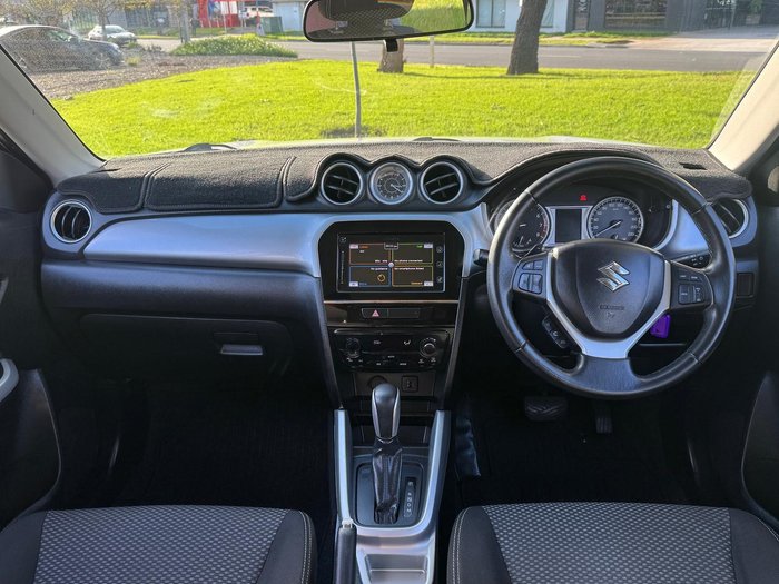 2017 Suzuki Vitara RT-S LY Cool White