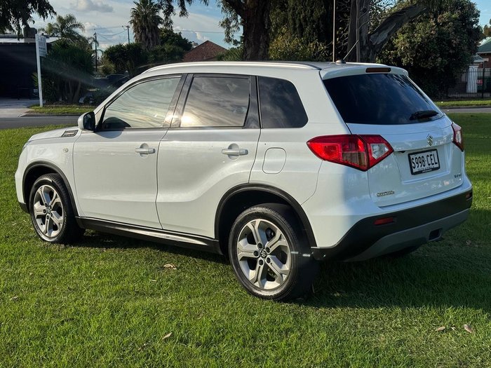 2017 Suzuki Vitara RT-S LY Cool White
