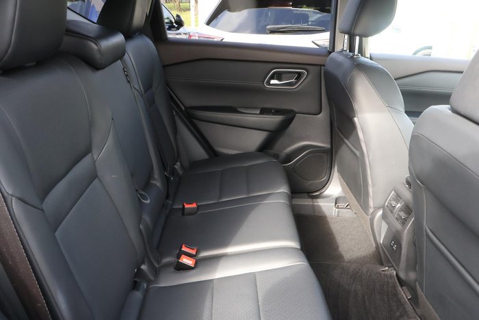 2023 Nissan X-TRAIL ST-L