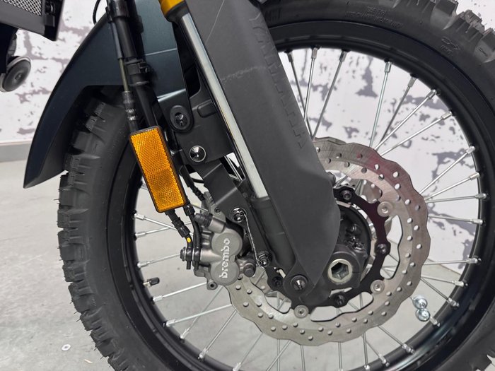 2025 Yamaha Tenere 700 (XTZ690) Tenere Grey
