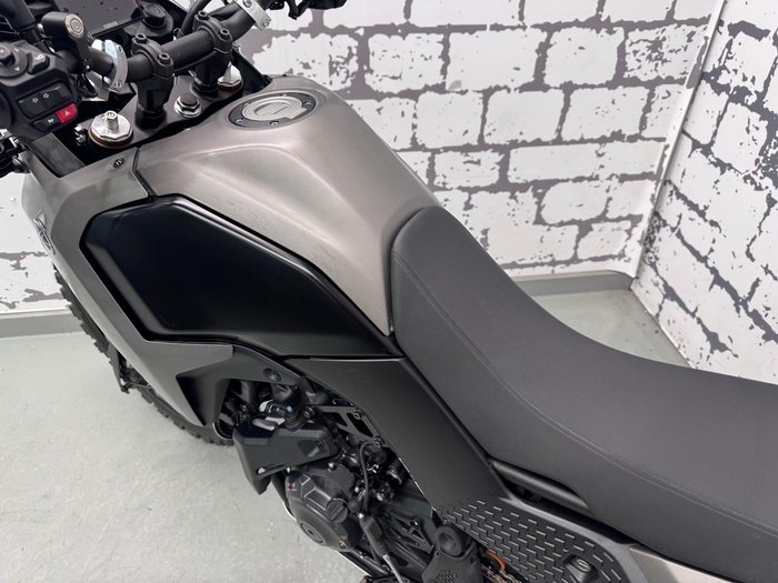 2025 Yamaha Tenere 700 (XTZ690) Tenere Grey