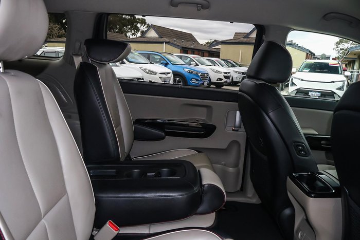 2019 Kia Carnival Platinum