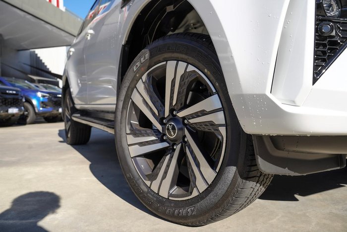2025 Isuzu MU-X LS-T