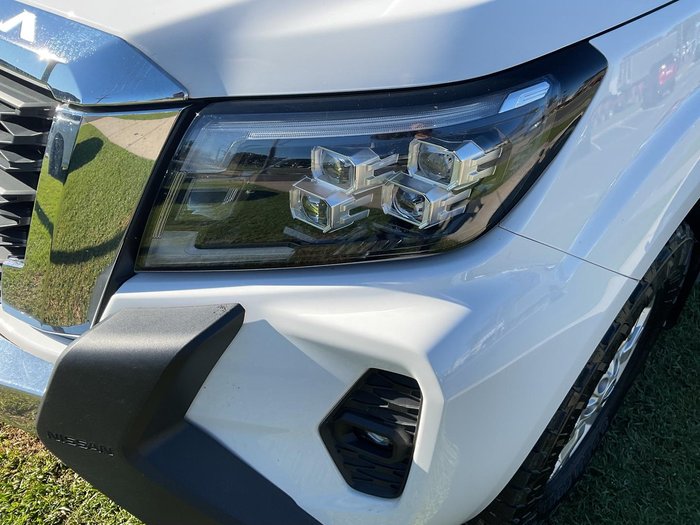 2023 Nissan Navara ST