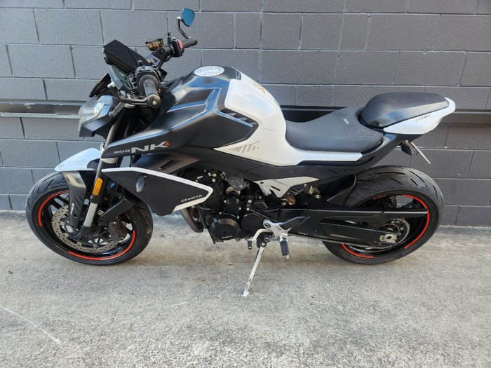 2024 CFMOTO NK SPORT WHITE