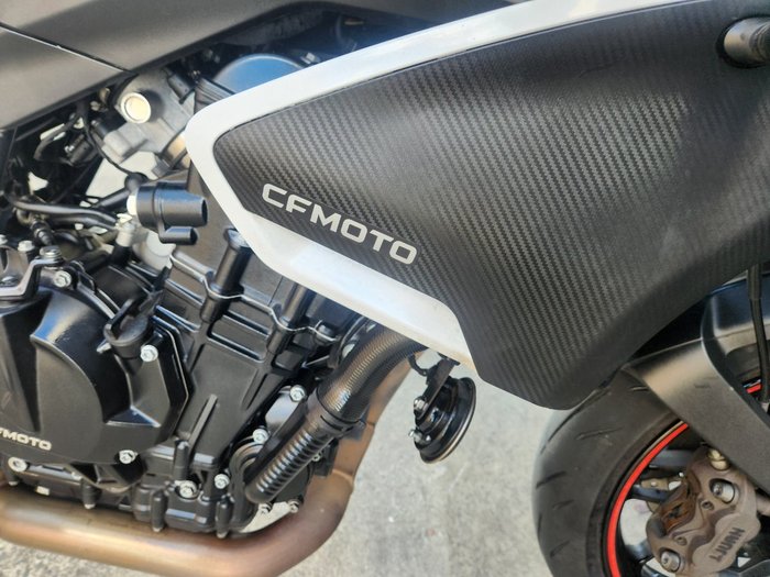 2024 CFMOTO NK SPORT WHITE