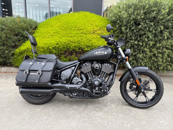 2023 Indian CHIEF DARK HORSE BLACK SMOKE