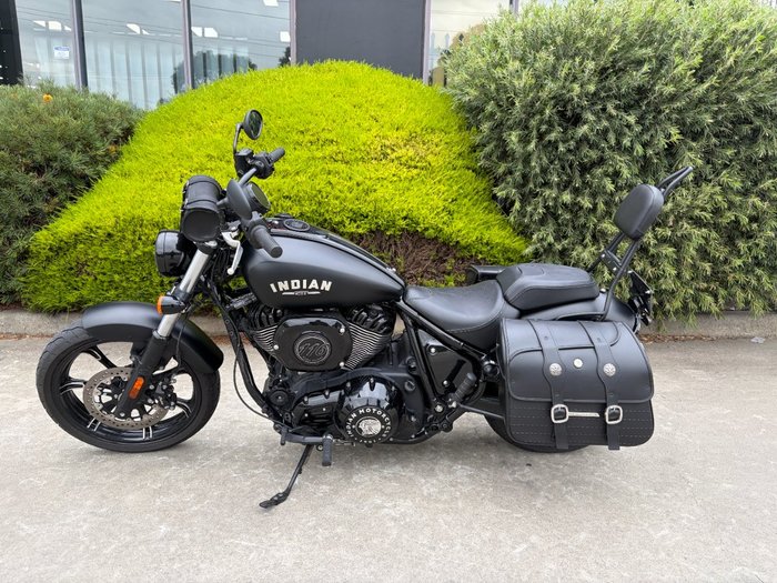 2023 Indian CHIEF DARK HORSE BLACK SMOKE