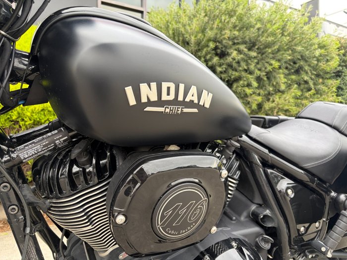 2023 Indian CHIEF DARK HORSE BLACK SMOKE