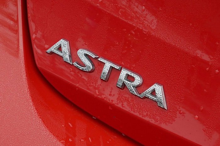 2017 Holden Astra R