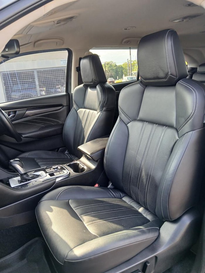 2024 Isuzu MU-X LS-T
