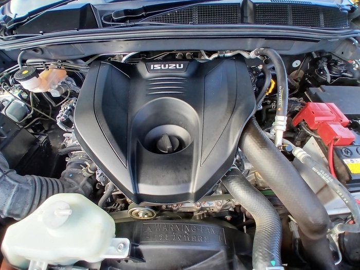 2024 Isuzu MU-X LS-T