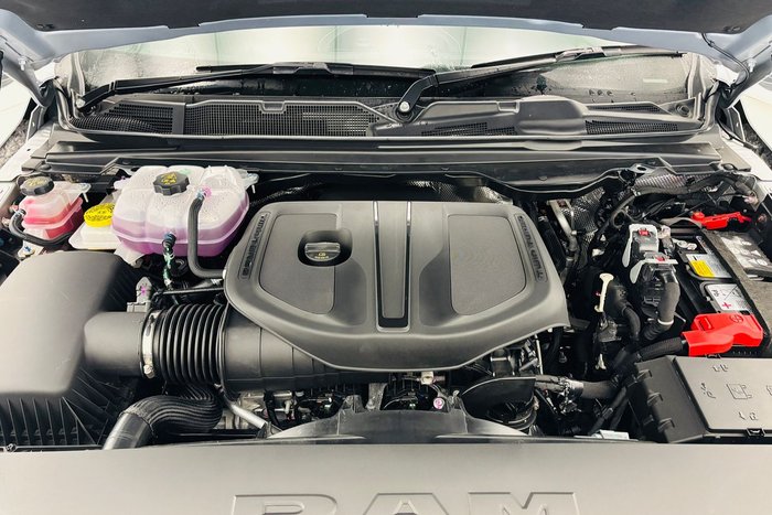 2026 RAM 1500 Express Black Edition Hurricane SO