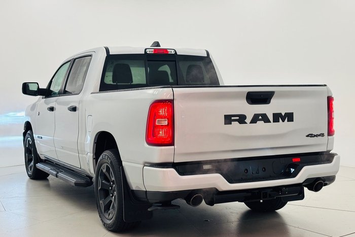 2026 RAM 1500 Express Black Edition Hurricane SO