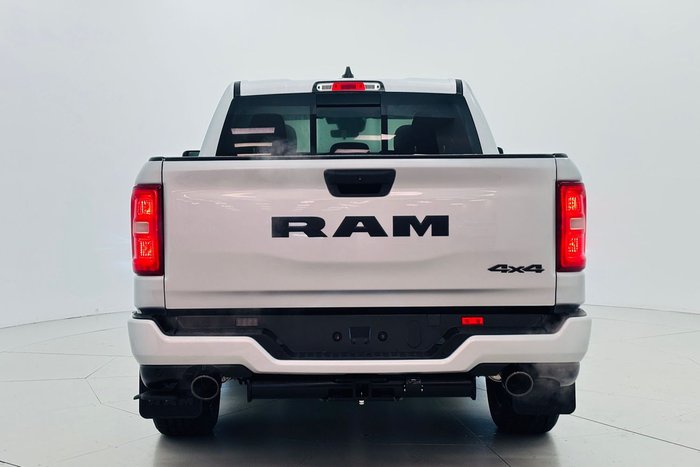 2026 RAM 1500 Express Black Edition Hurricane SO