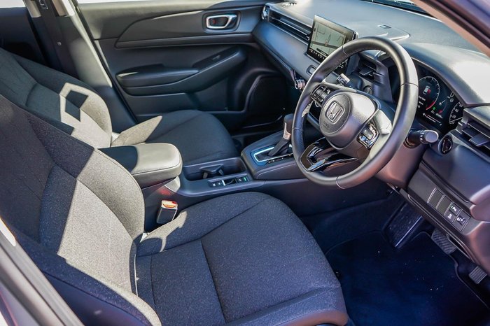 2025 Honda HR-V Vi X