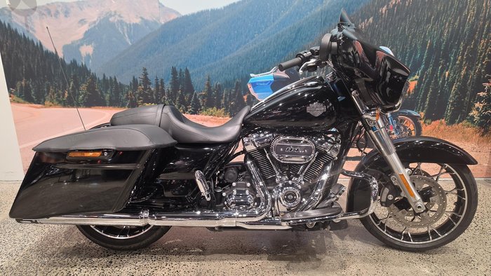 Harley-Davidson Street Glide Special 114 (FLHXS) Touring