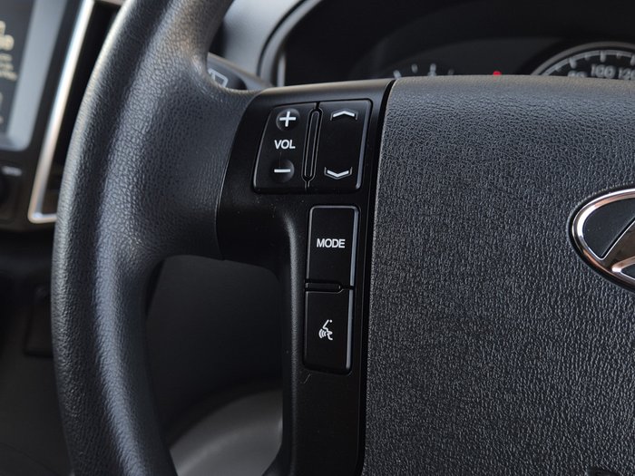 2020 Hyundai iLoad (No Badge)