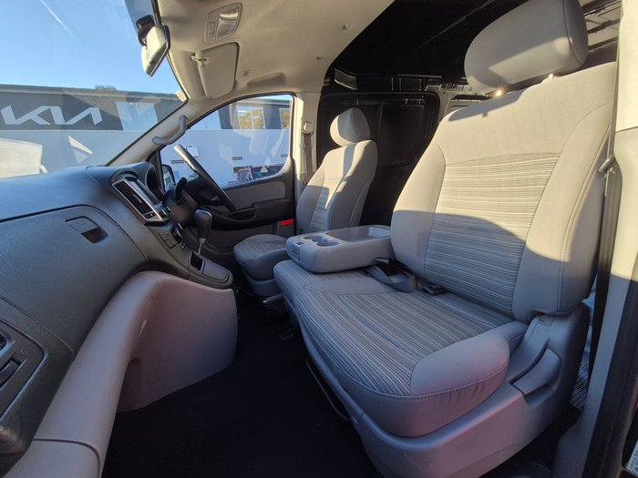 2020 Hyundai iLoad (No Badge)