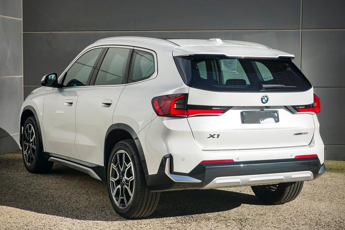 2025 BMW X1 xDrive20i