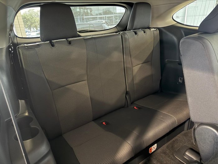 2025 Toyota Kluger GX