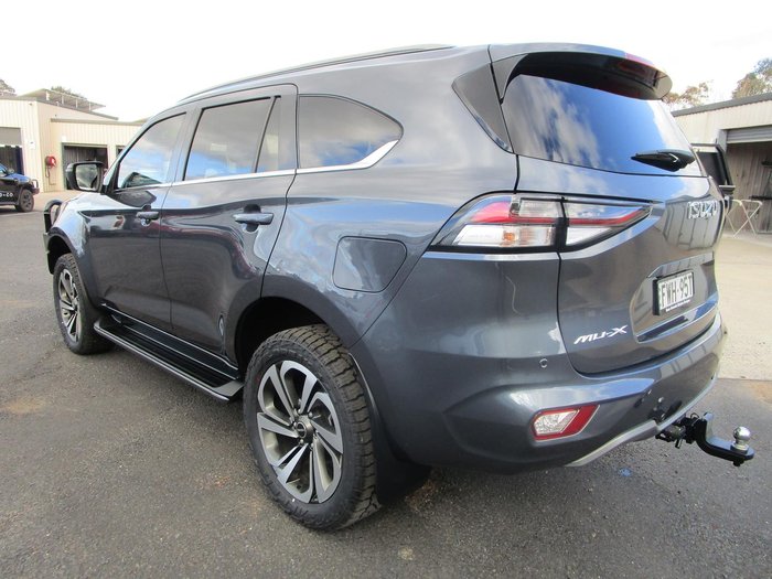 2021 Isuzu MU-X LS-T