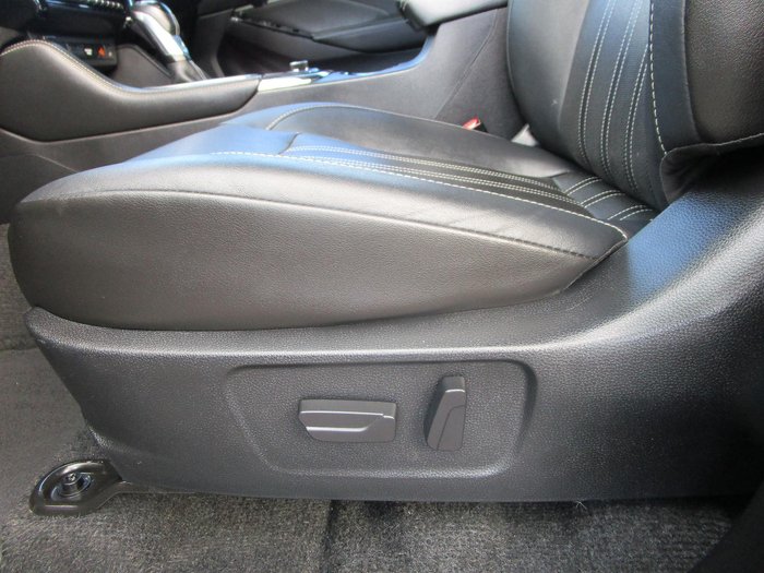 2021 Isuzu MU-X LS-T