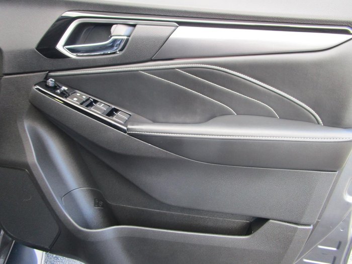 2021 Isuzu MU-X LS-T