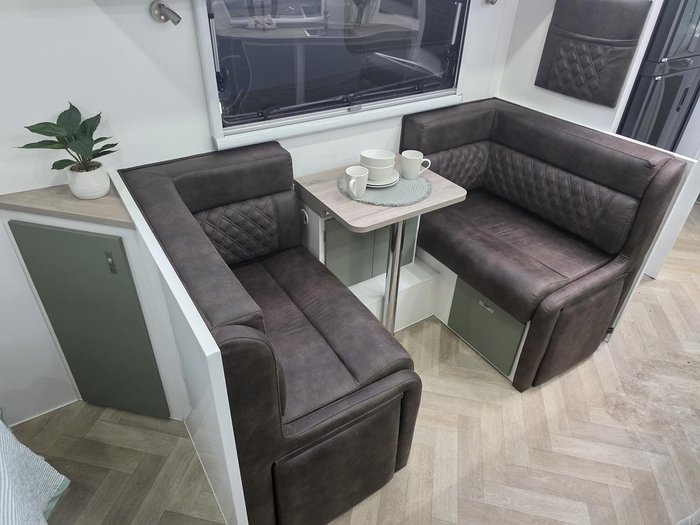 2025 Essential Caravans Cruiser V7-7