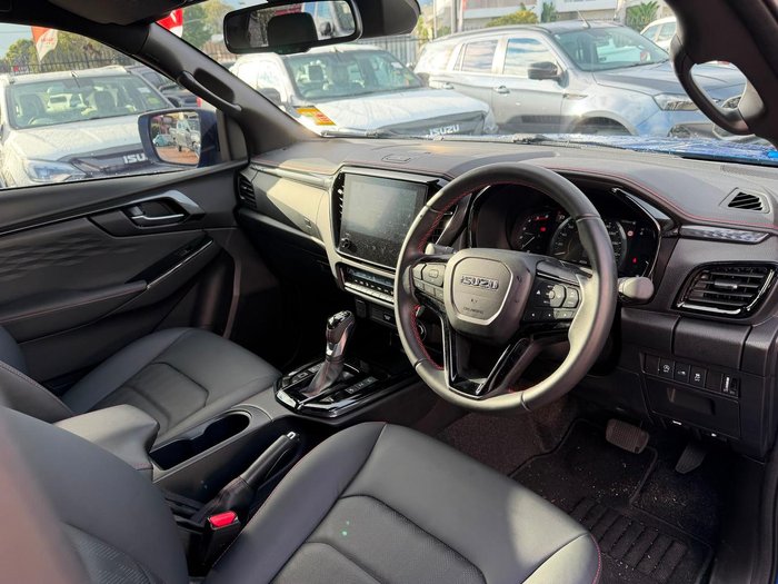 2025 Isuzu D-MAX X-TERRAIN