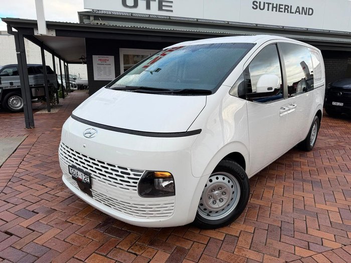 2023 Hyundai STARIA LOAD