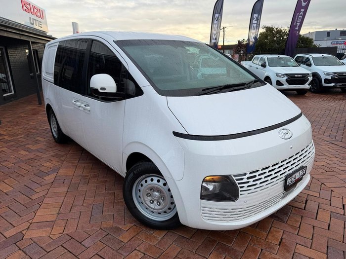 2023 Hyundai STARIA LOAD