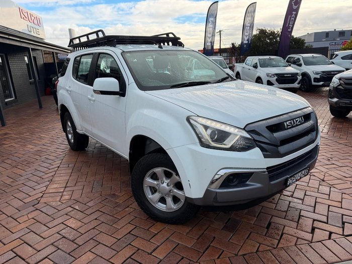 2017 Isuzu MU-X