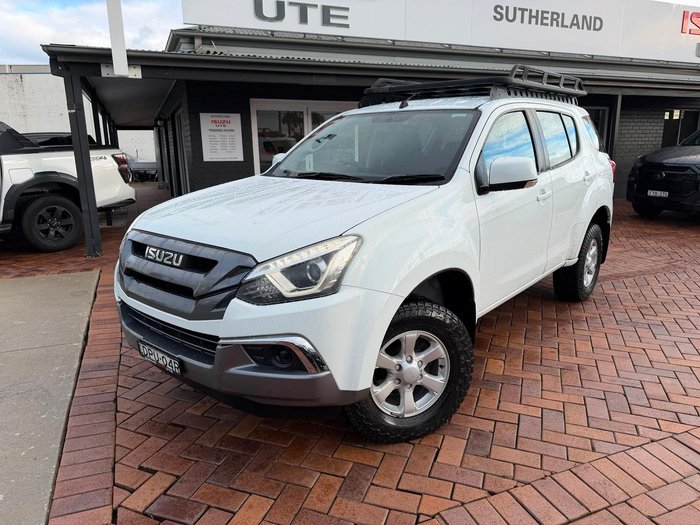 2017 Isuzu MU-X LS-M