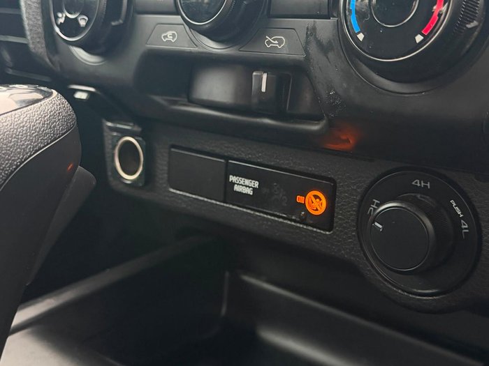 2024 Isuzu D-MAX SX
