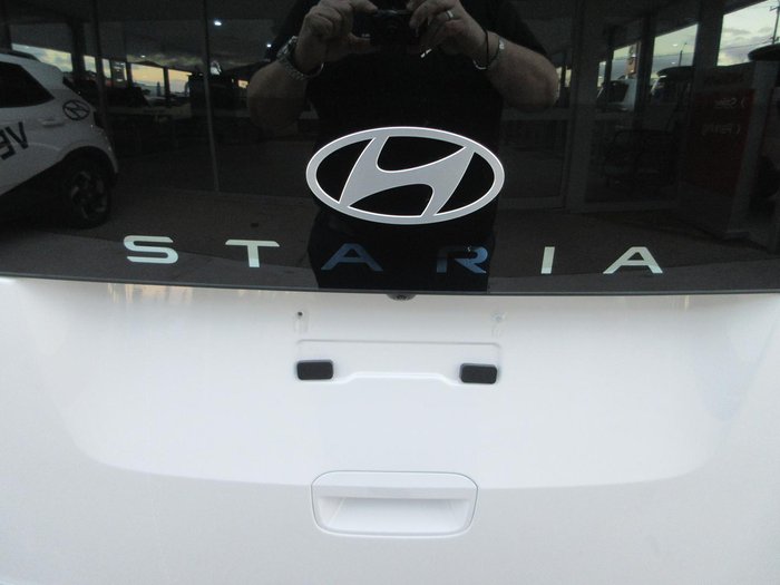 2026 Hyundai STARIA Lounge
