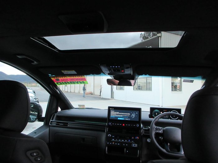 2026 Hyundai STARIA Lounge