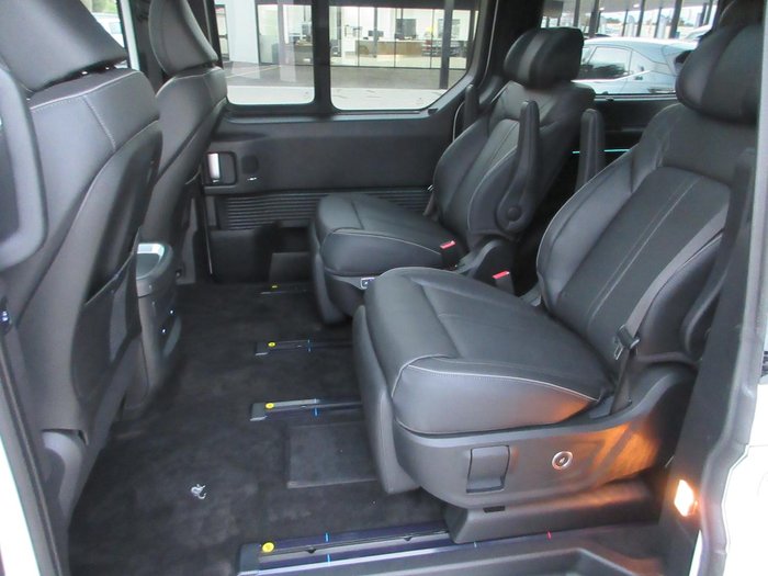 2026 Hyundai STARIA Lounge