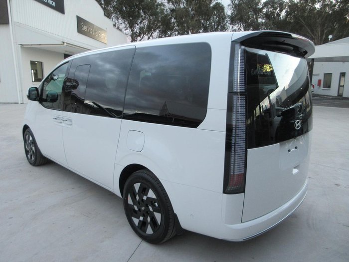 2026 Hyundai STARIA Lounge