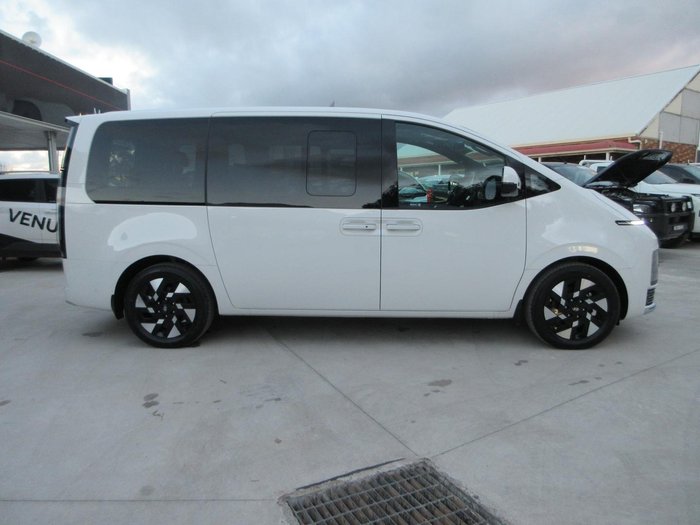 2026 Hyundai STARIA Lounge US4.V4 MY27
