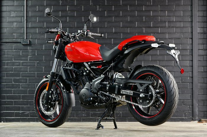 2026 Royal Enfield Guerrilla 450