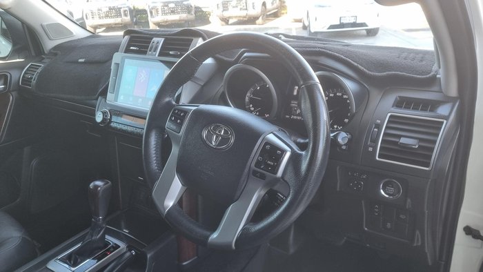 2017 Toyota Landcruiser Prado VX
