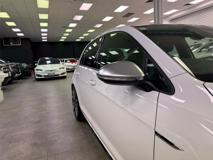 2018 Volkswagen Golf R