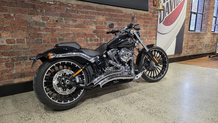 Harley-Davidson Breakout 103 (FXSB) Softail