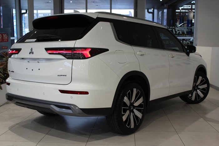 2026 Mitsubishi Outlander Aspire