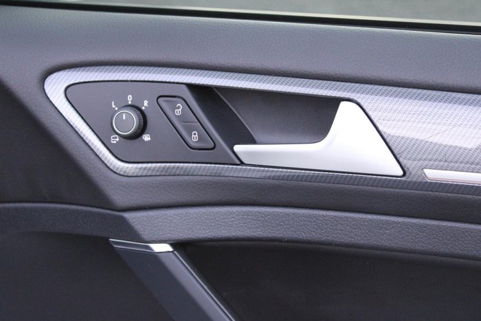 2019 Volkswagen Golf 110TSI Highline 7.5 MY19.5 Pure White